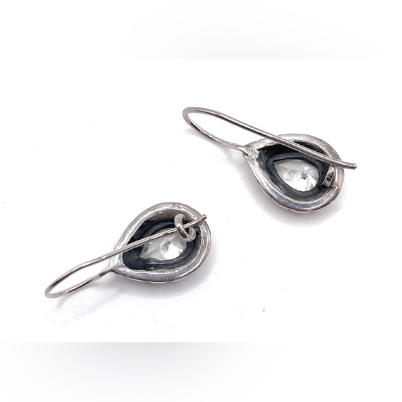W1202 Retired Silpada Zirconia Teardrop Earrings - Picture 3 of 3
